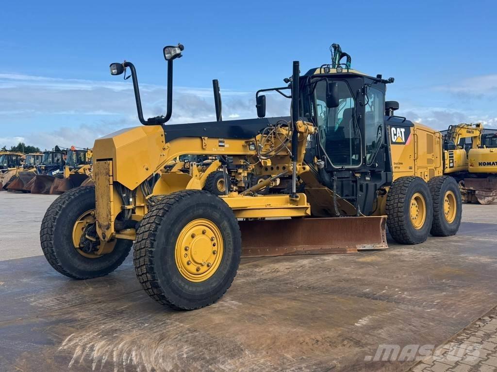 CAT 140M2 AWD モーターグレーダー