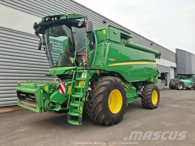 John Deere T 660 i コンバイン