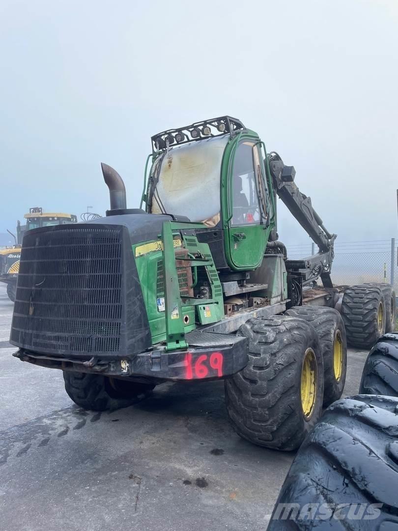John Deere 1210E フォワーダー