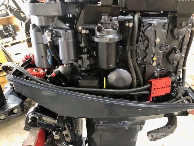 Yanmar outboard D 27 マリンエンジン