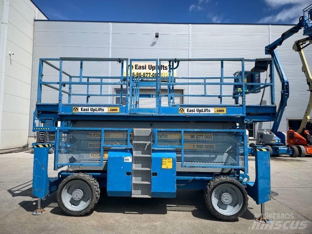 Genie GS 5390 RT シザースリフト