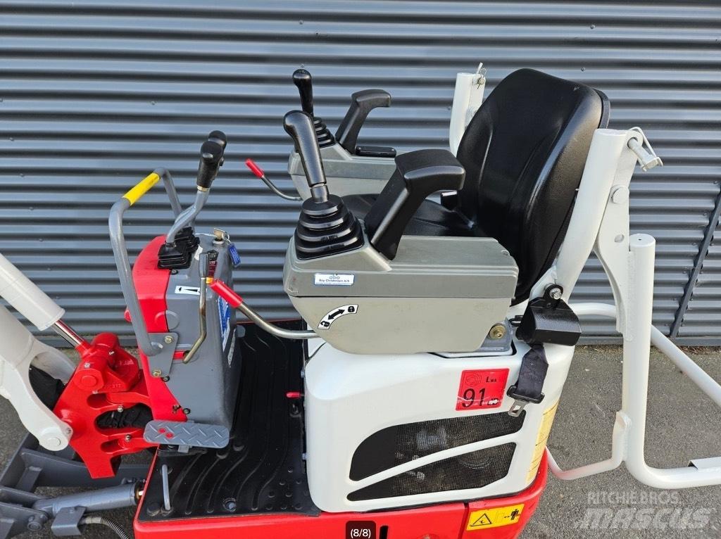Takeuchi TB 210 R ミニ油圧ショベル 7t以下（ミニユンボ・ミニディガー）