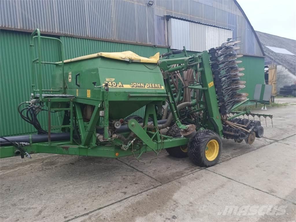 John Deere 740A コンビネーションドリル