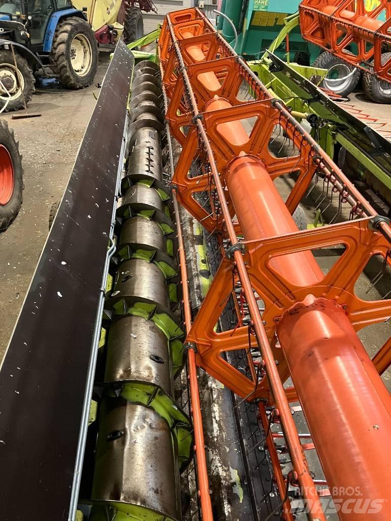 CLAAS C 900 コンバイン・ハーベスター・ヘッド
