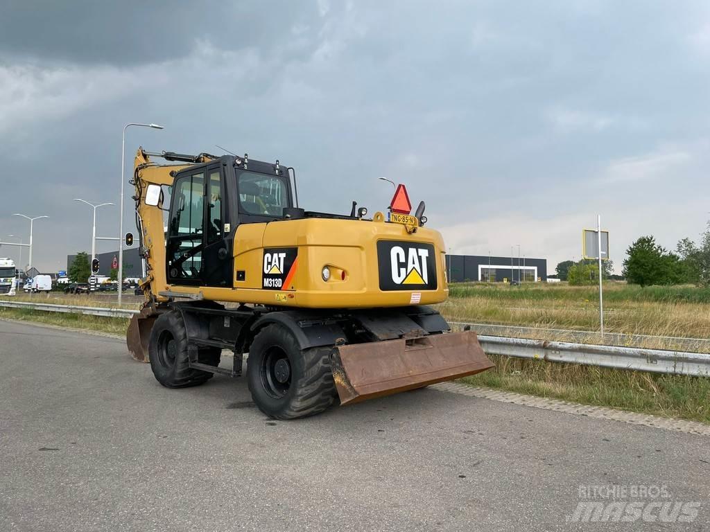 CAT M313D - CE ホイール式油圧ショベル（パワーショベル・ユンボ・バックホー）