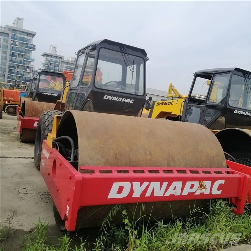 Dynapac CA 301 D 振動ローラ