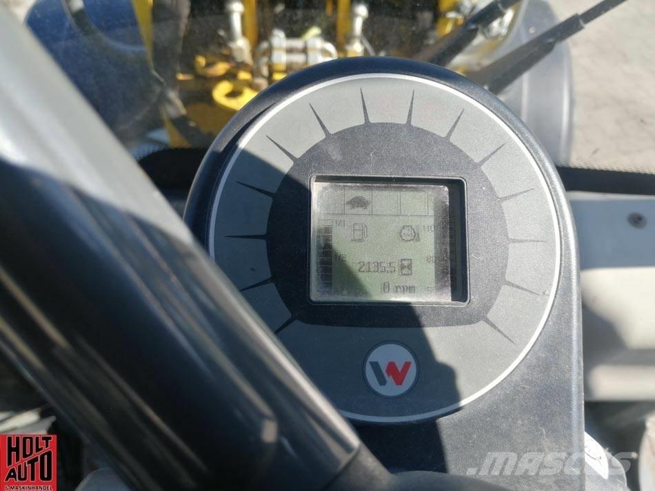 Weidemann 2070 CX ミニローダー