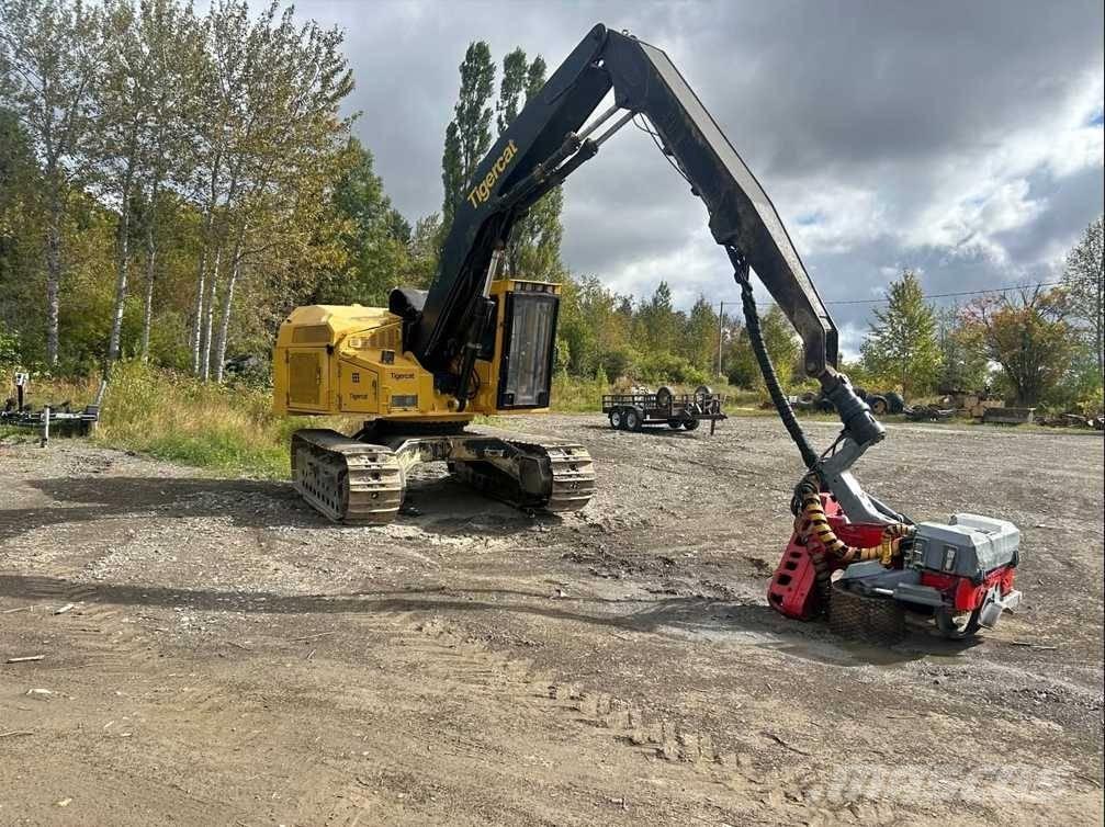 Tigercat H845C 枝払い機