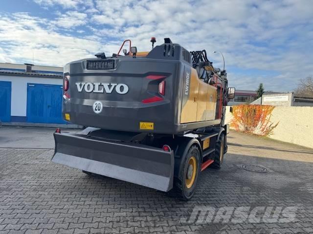 Volvo EW180E ホイール式油圧ショベル（パワーショベル・ユンボ・バックホー）
