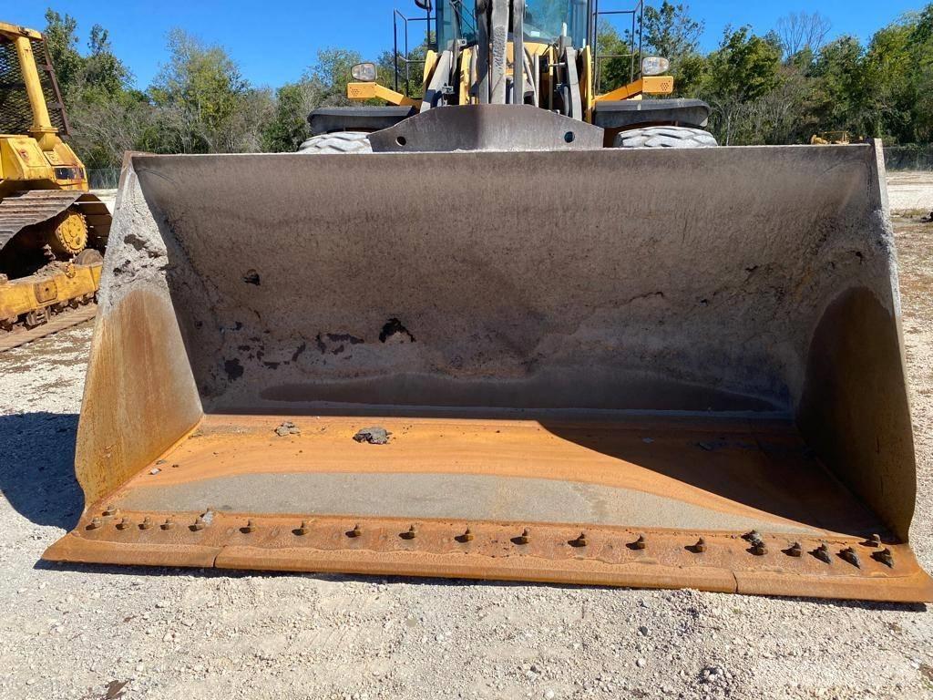 Volvo L 220 H ホイールローダー・タイヤショベル