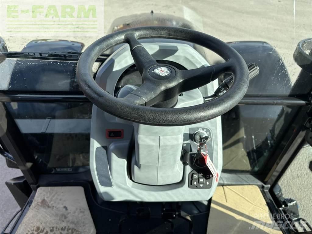 Valtra a 115 トラクター