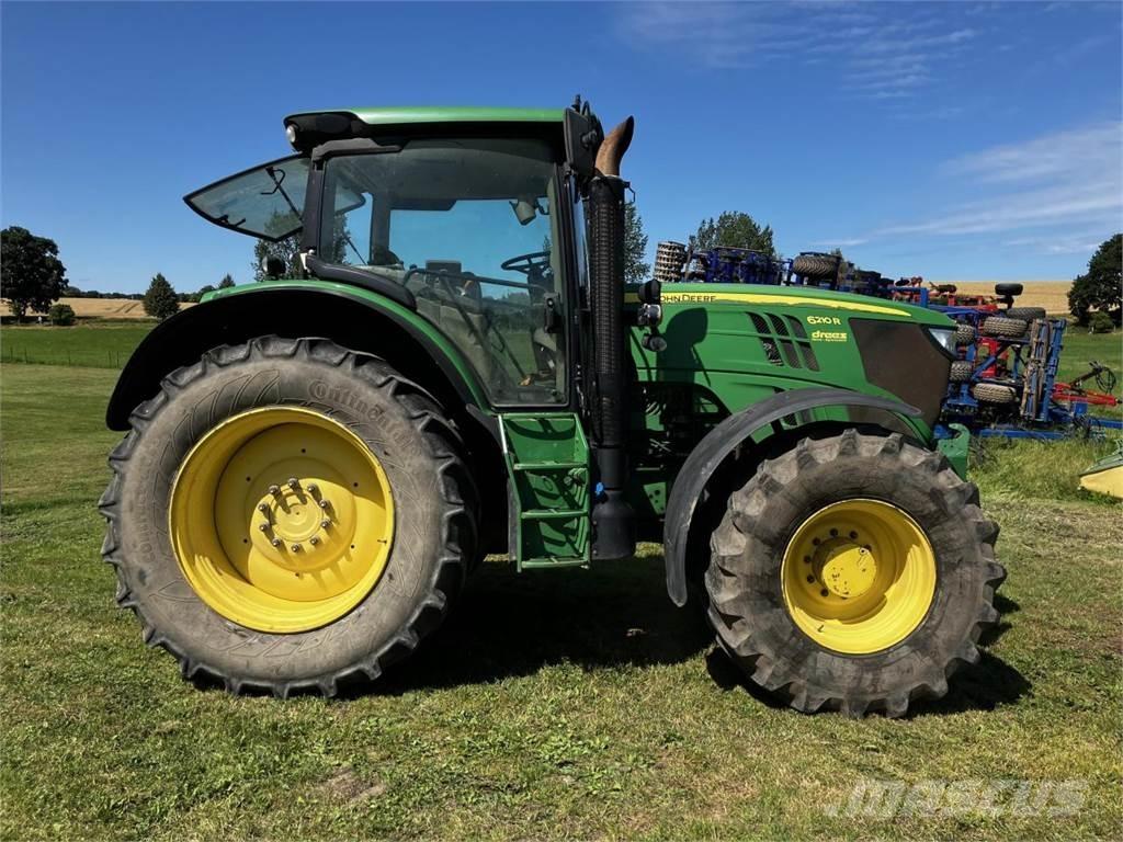 John Deere 6210R トラクター