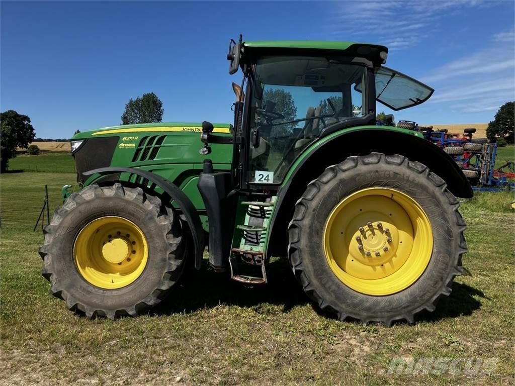 John Deere 6210R トラクター