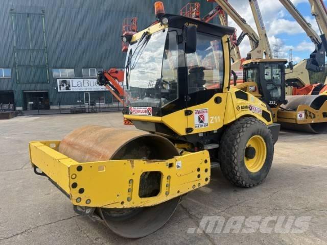 Bomag BW 177 D-5 振動ローラ