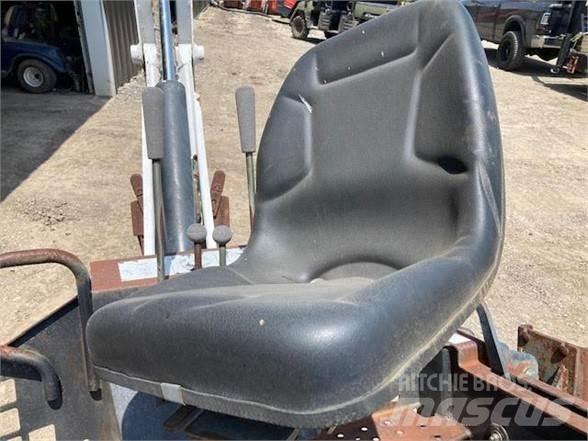 Bobcat 709 FDS スキッドステアローダー