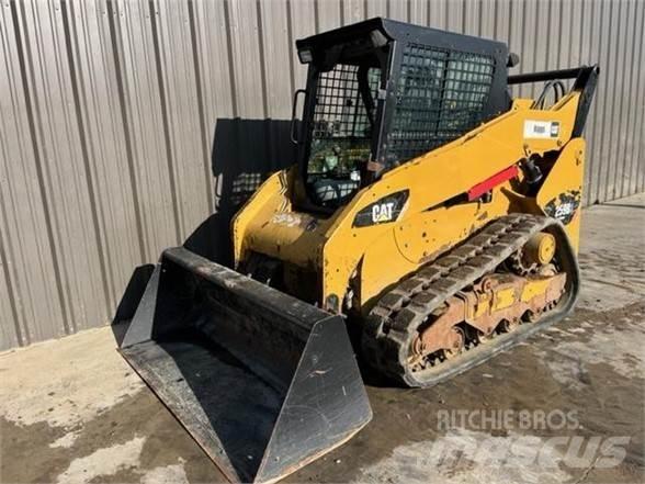 CAT 259B3 スキッドステアローダー