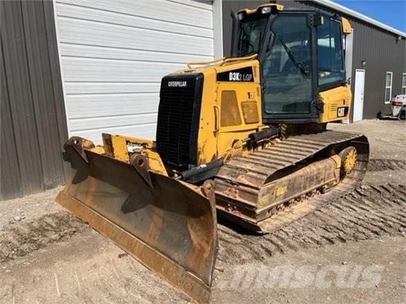 CAT D3K2 LGP ブルドーザー