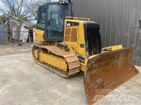 CAT D4K2 XL ブルドーザー