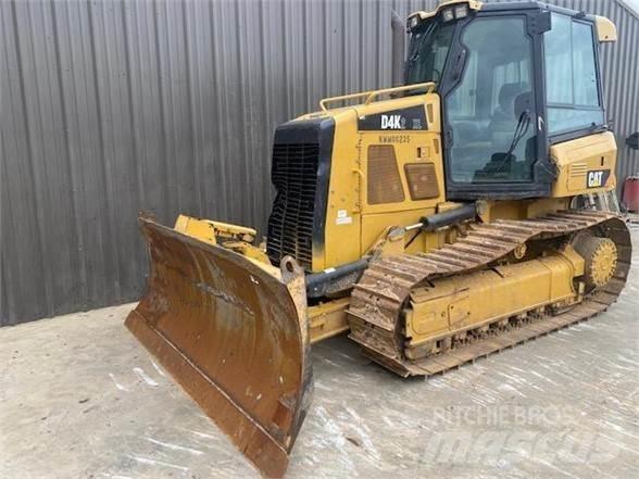 CAT D4K2 XL ブルドーザー