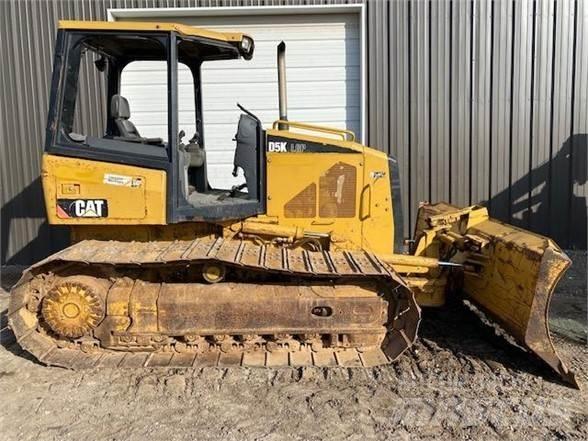 CAT D5K LGP ブルドーザー