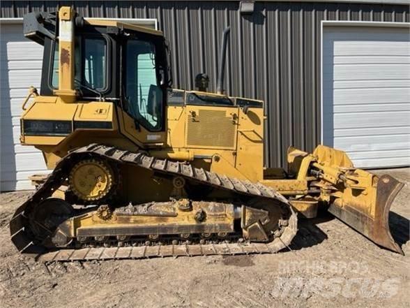 CAT D5M LGP ブルドーザー