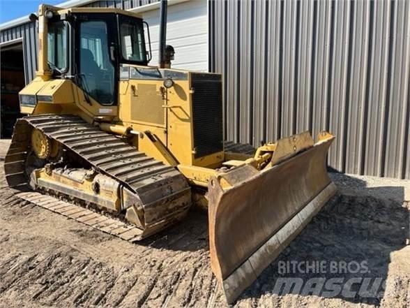 CAT D5M LGP ブルドーザー