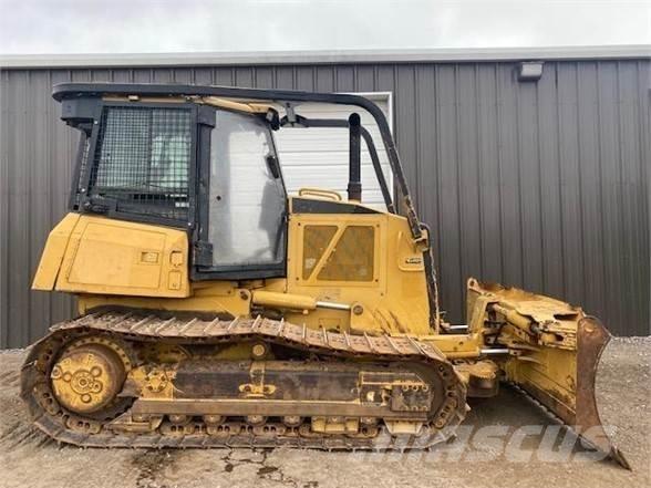 CAT D6K ブルドーザー