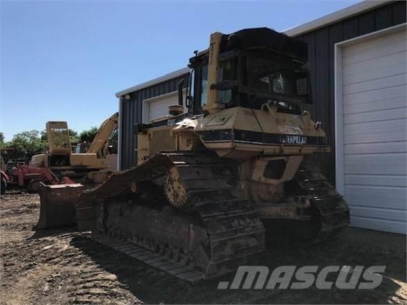 CAT D6M LGP ブルドーザー