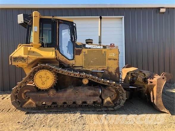 CAT D6M XL ブルドーザー