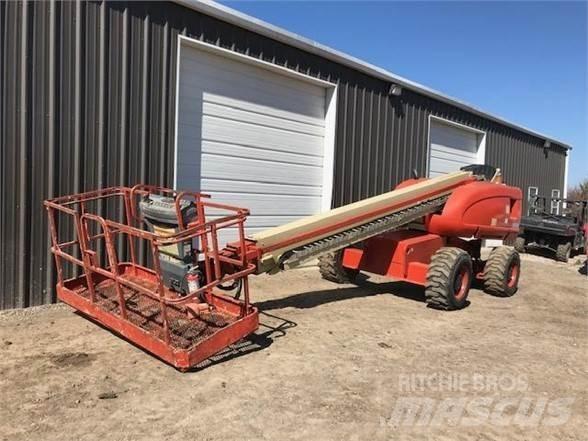 JLG 600S ブームリフト　直伸型