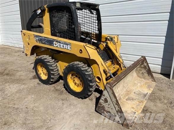 John Deere 317 スキッドステアローダー