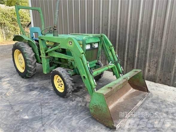 John Deere 850 トラクター