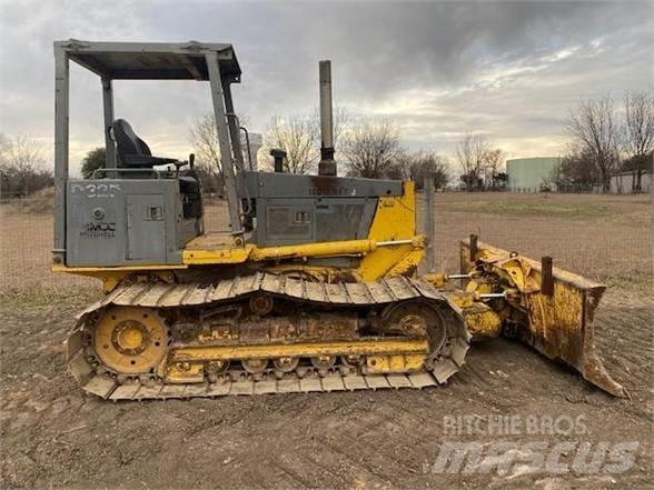 Komatsu D32P-1 ブルドーザー
