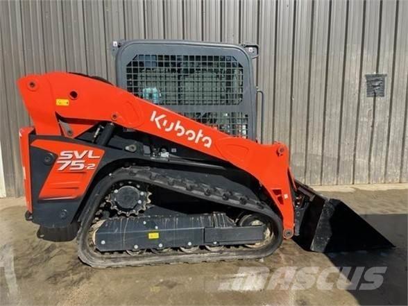 Kubota SVL75-2 スキッドステアローダー