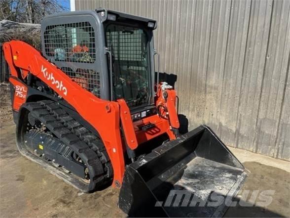 Kubota SVL75-2 スキッドステアローダー