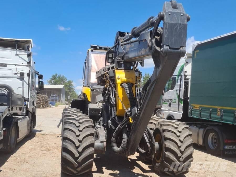 Ponsse Fox ハーベスター