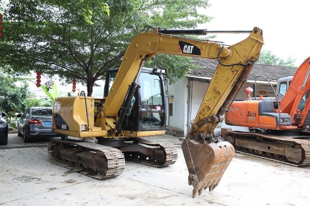 CAT 307 D 大型油圧ショベル12t以上（パワーショベル・ユンボ）