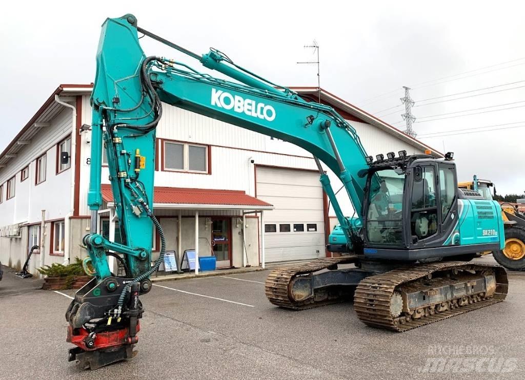 Kobelco SK210LC-10 大型油圧ショベル12t以上（パワーショベル・ユンボ）