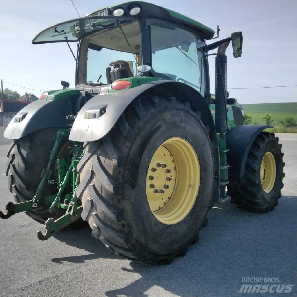 John Deere 6170R トラクター