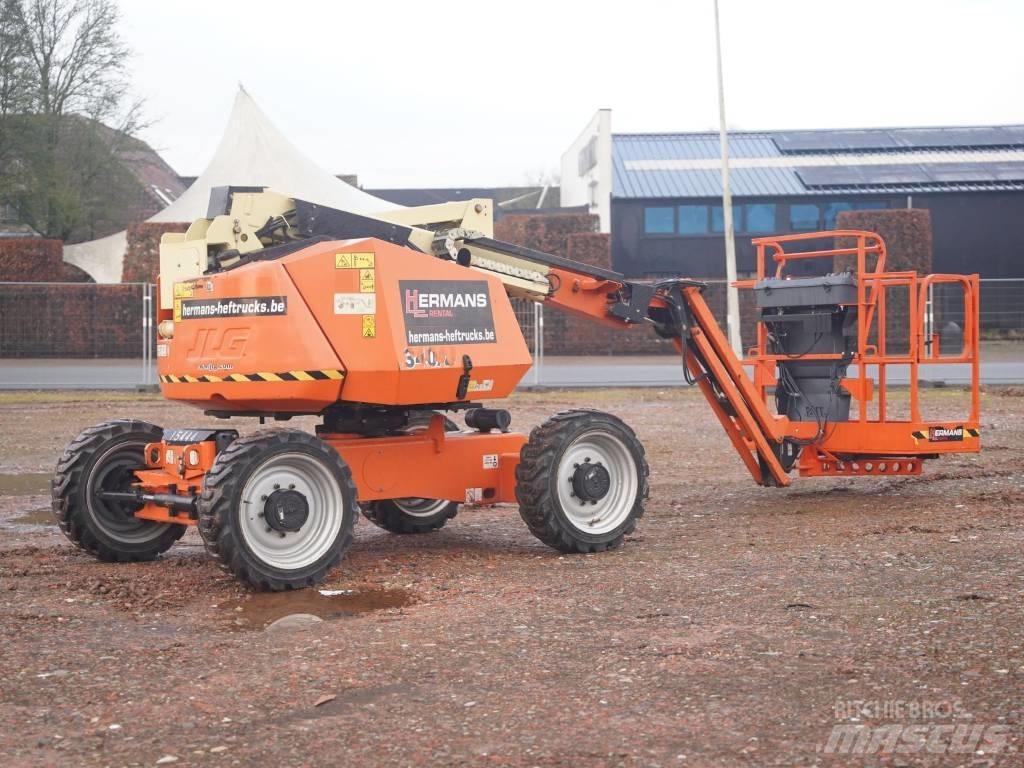 JLG 340 AJ ブームリフト　屈伸型