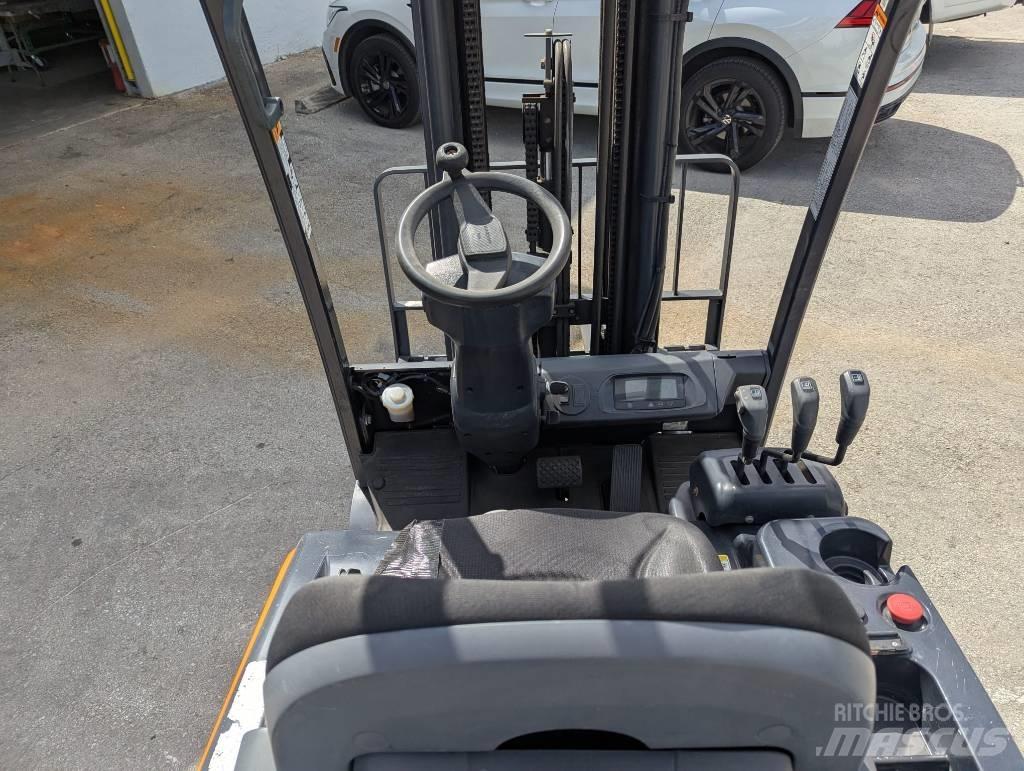 Doosan B 18 T-7 バッテリーフォークリフト