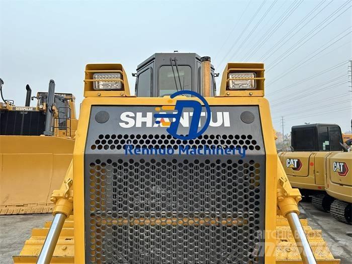 Shantui SD 16 ブルドーザー