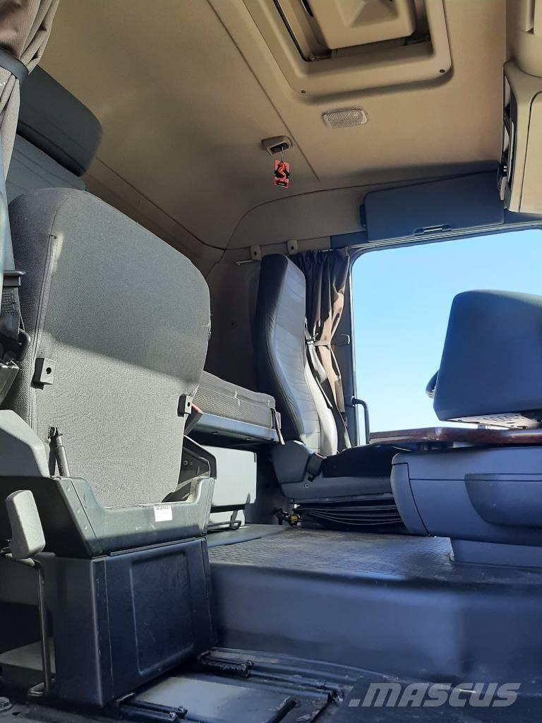 Scania R 500 キャブ付きシャーシ