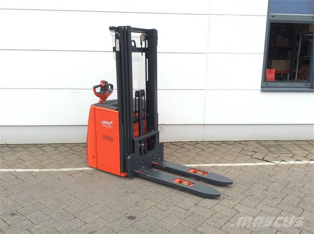 Linde L14 自走式スタッカー