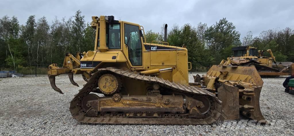 CAT D 6 N LGP ブルドーザー