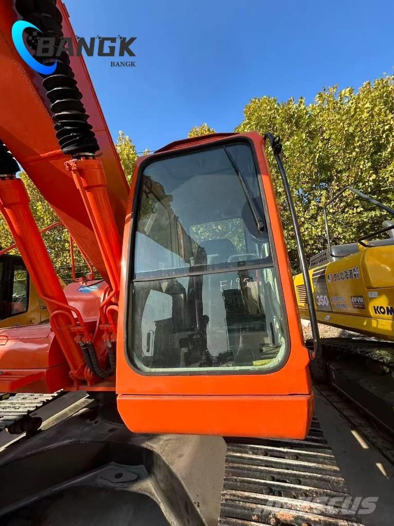 Doosan DX 225 大型油圧ショベル12t以上（パワーショベル・ユンボ）