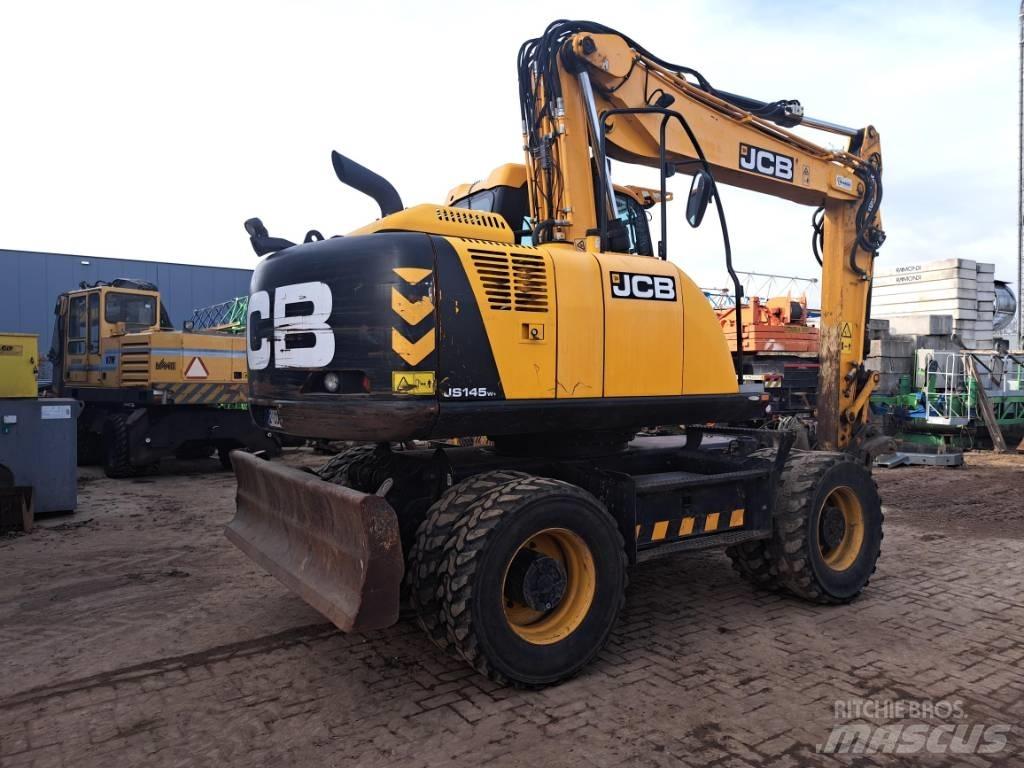 JCB JS 145 W ホイール式油圧ショベル（パワーショベル・ユンボ・バックホー）