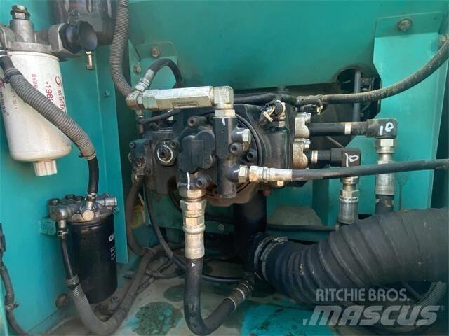 Kobelco SK 130 中型油圧ショベル 7ｔ-12ｔ（ユンボ・パワーショベル・バックホー）