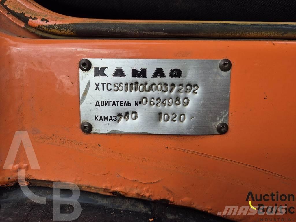 Kamaz 55111 ダンプ