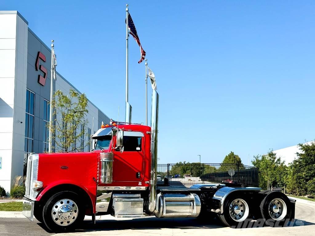 Peterbilt 389 中古トラクターヘッド | トレーラーヘッド